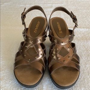 Aerosoles open toes sandals